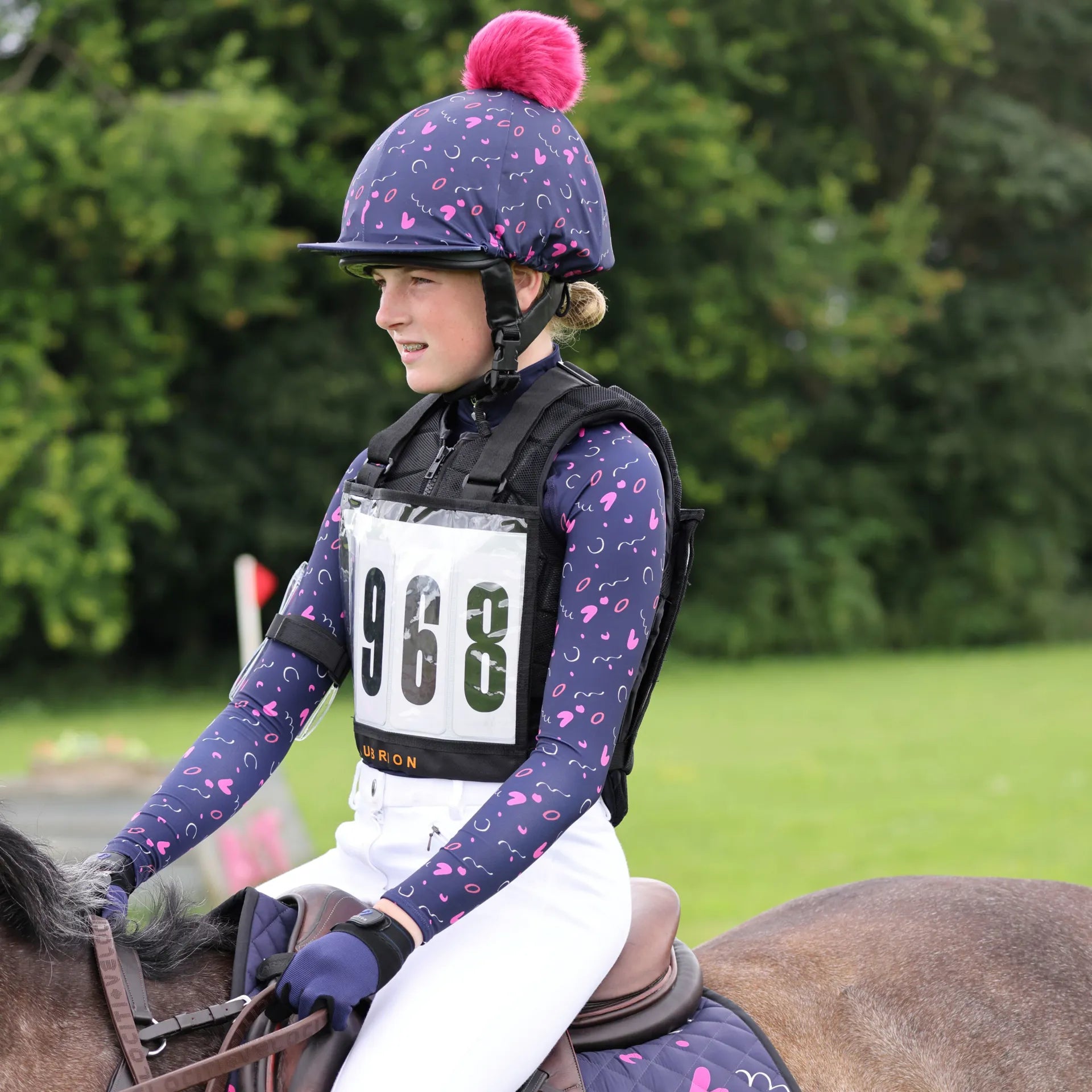 Shires Aubrion Hyde Park Young Riders Cross Country Baselayer