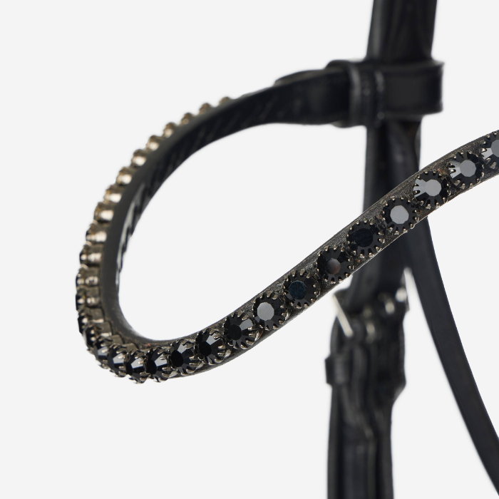 Close up of diamante browband detail on the LeMieux Kudos Patent Dressage Bridle in Black