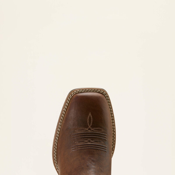 Toe of the Ariat Mens Plano Cowboy Boot in Woody Tan