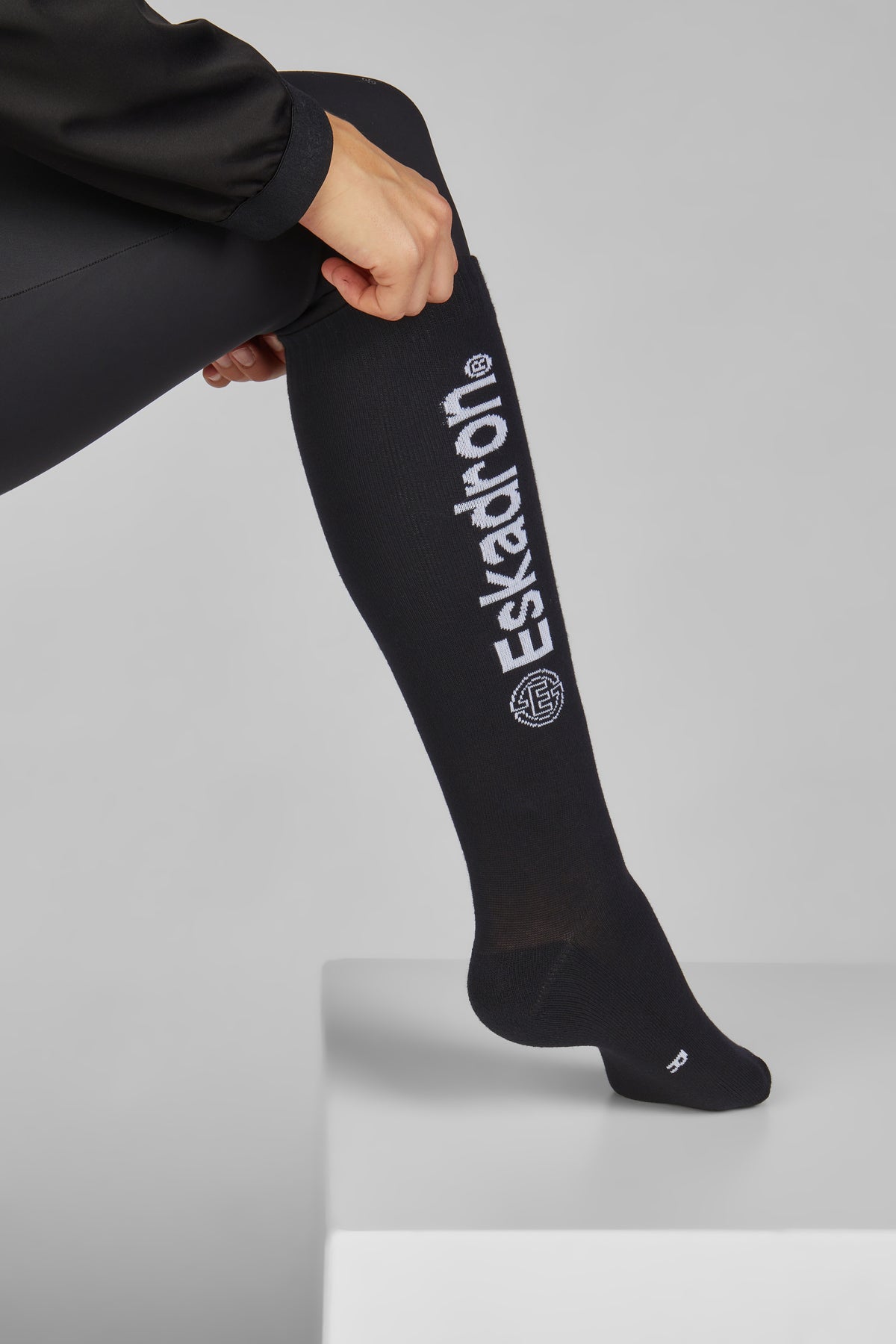 Eskadron Dynamic Knee Socks