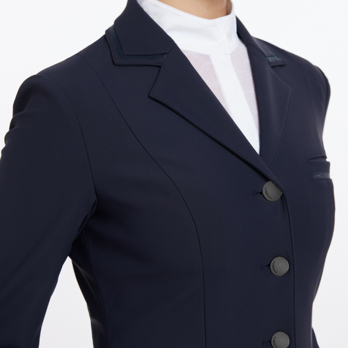 Button detail of the LeMieux Ladies Zoe Show Jacket in Navy